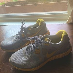 Ladies Nike running shoes